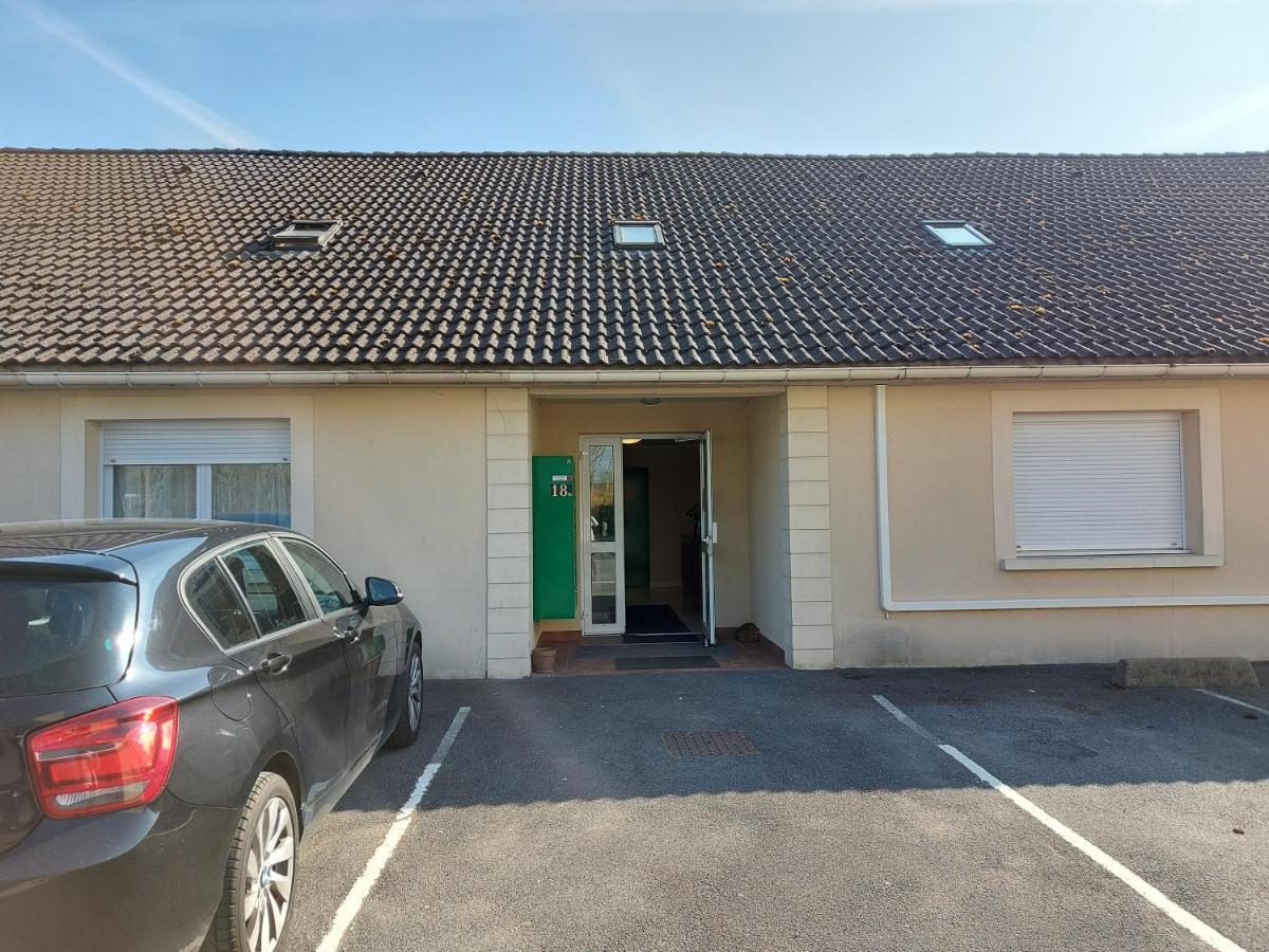 L'Escale : Duplex 4 Pers. Asterix, Aeroport Roissy Cdg, Paris Appartement Moussy-le-Neuf Buitenkant foto